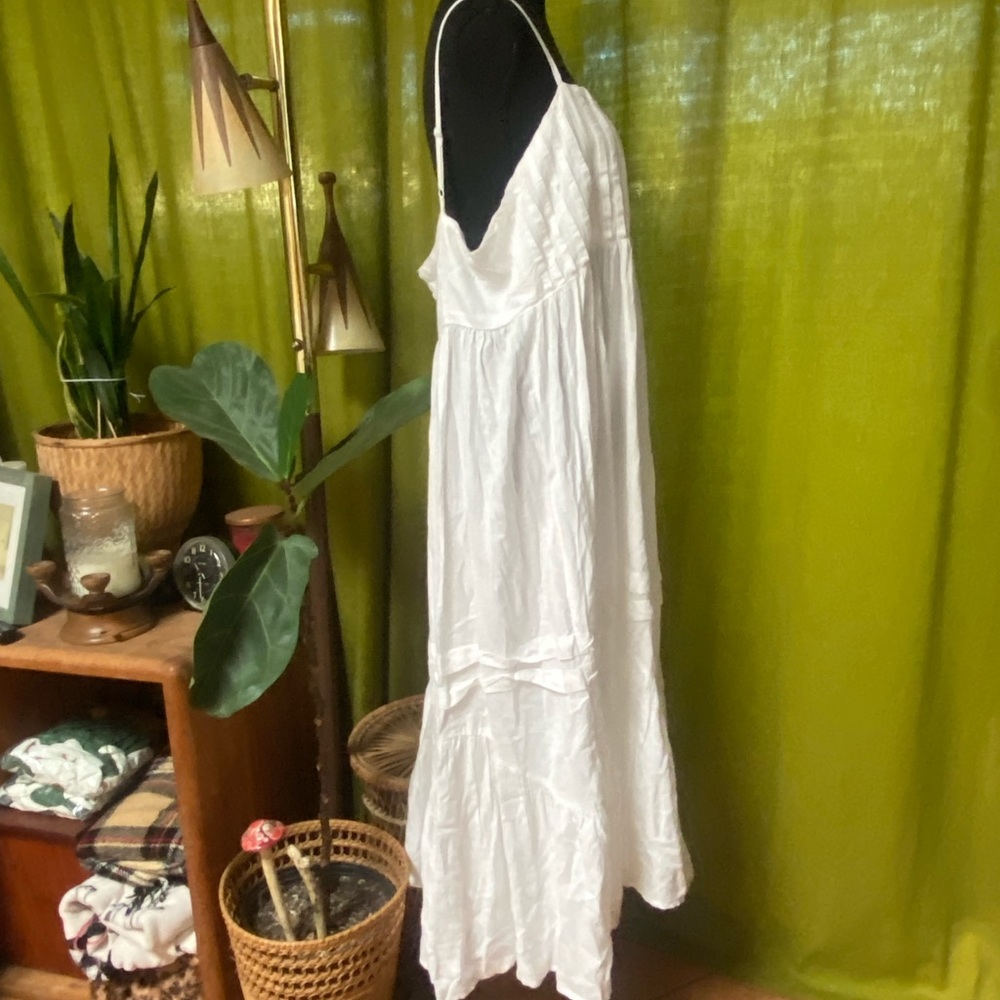 ASOS Lightweight Tiered White Dress - Picture 2 of 8